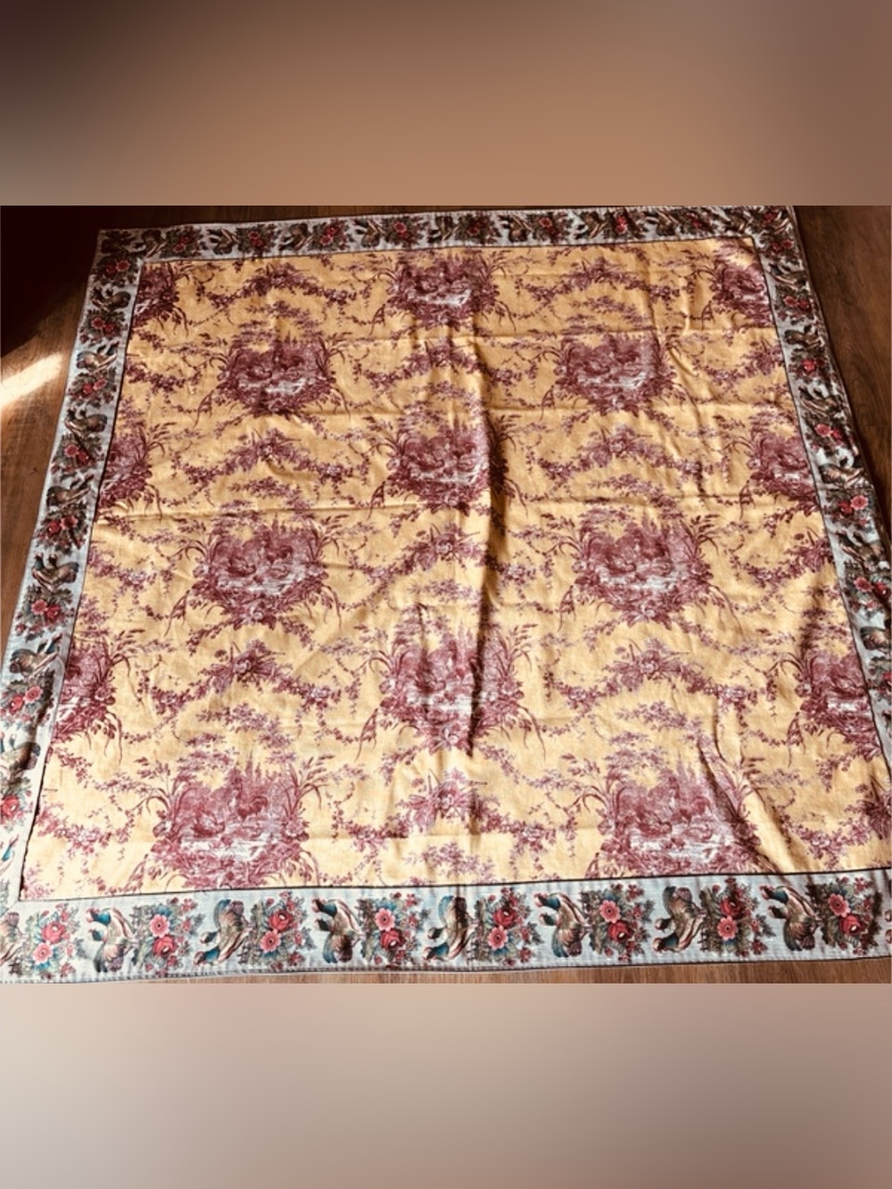Waverly La Petite Ferme 100% Cotton Square Tablecloth Rooster Border 61 × 61
